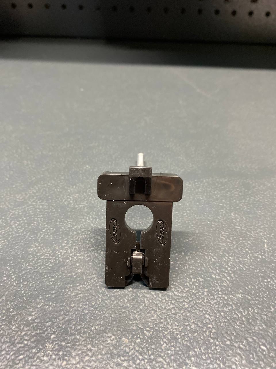 Крючок 100 мм