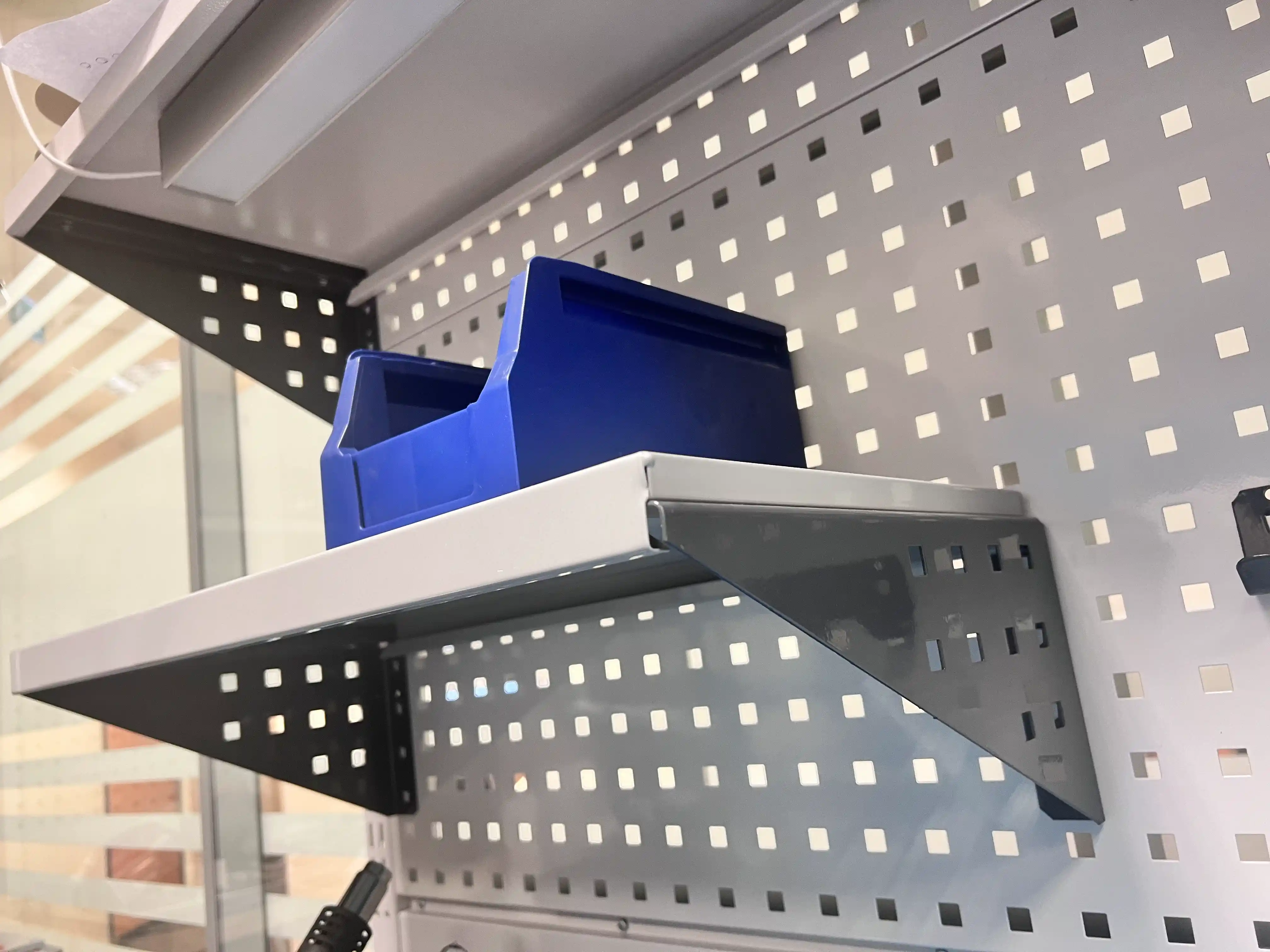 CTR 1632.L26.5-1 Верстак слесарный 1670x1593x743 мм